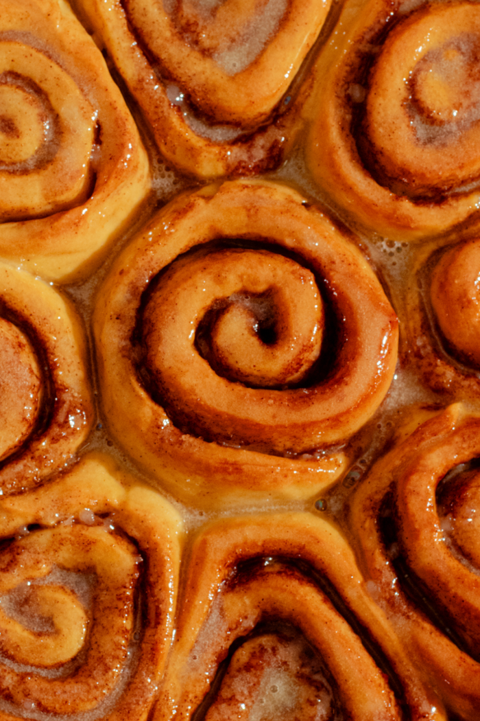 Pumpkin Spice Cinnamon Rolls